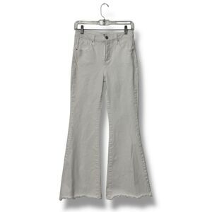 Risen Women’s White Flare Jeans Raw Hem Size 28 / 7 High Rise Denim Pants